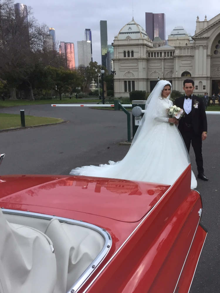 Red Wedding Car Hire Melbourne